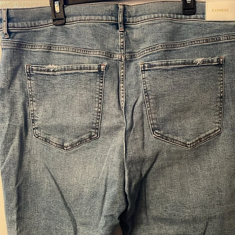 Express 18S Modern Straight Super High Rise‎ Distressed Blue Jeans NWT - Picture 6 of 7